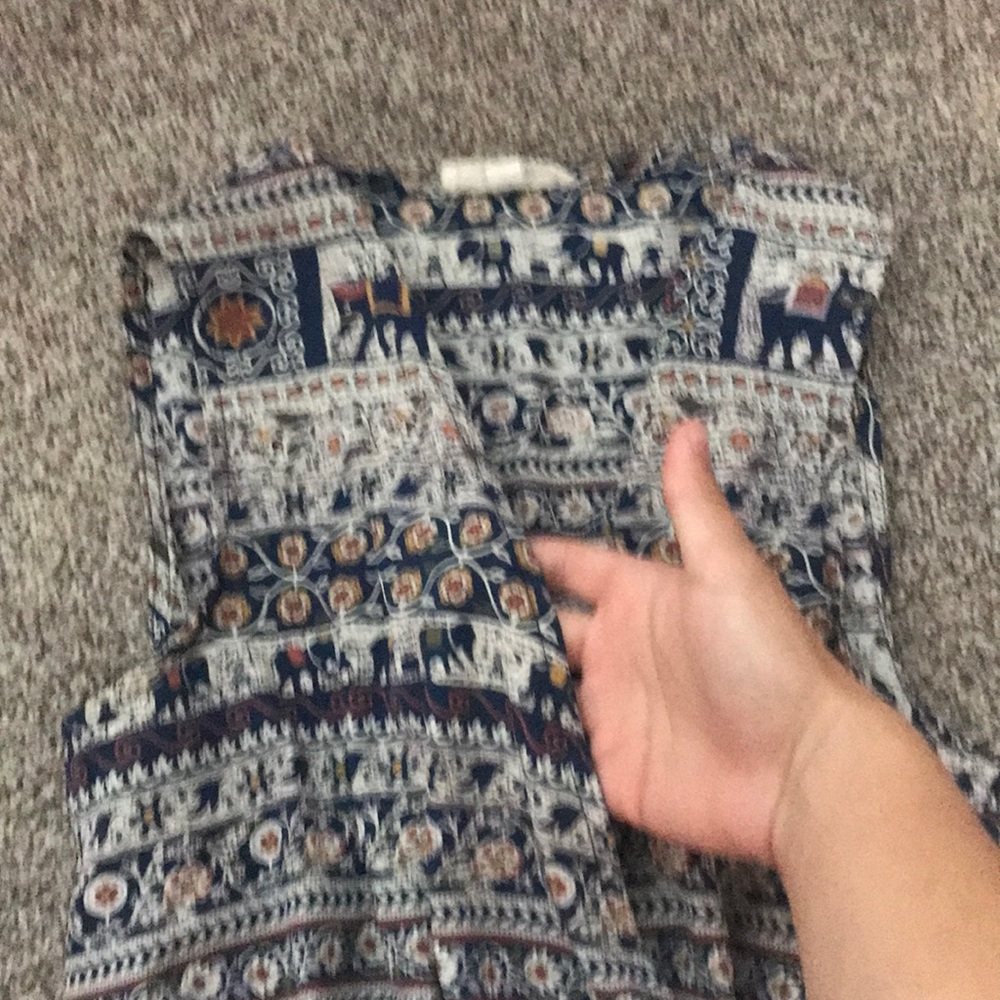 Romper - Picture 2 of 5